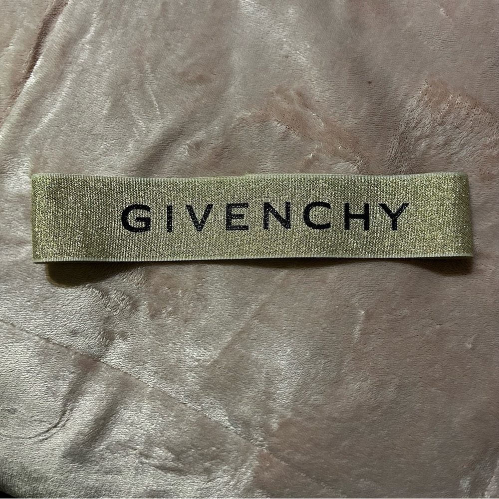 Givenchy ribbon